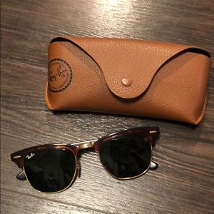 Ray-Ban sunglasses and original leather case
